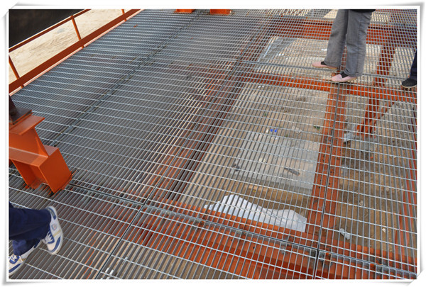 鋼格柵板安裝效果圖